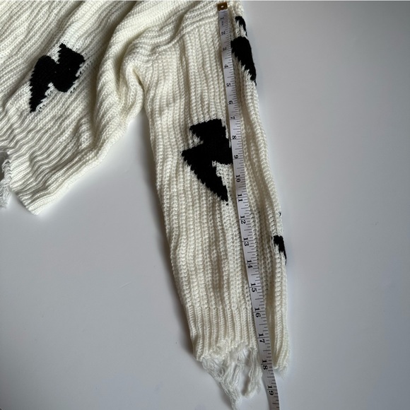 Just Polly New York Womens L Oversized Boho Crop Sweater Cream Black Lightning - Picture 6 of 6